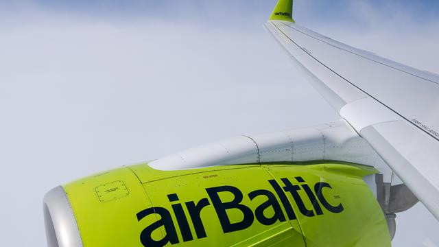 YL-CSJ::airBaltic
